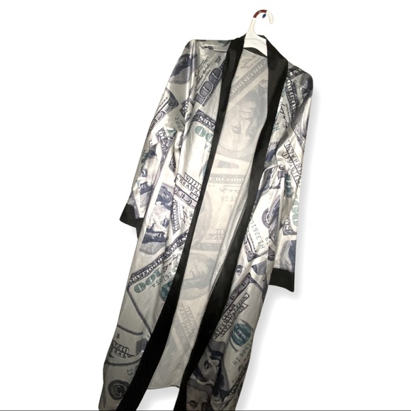 Satin Money Robe - Picture 3 of 3